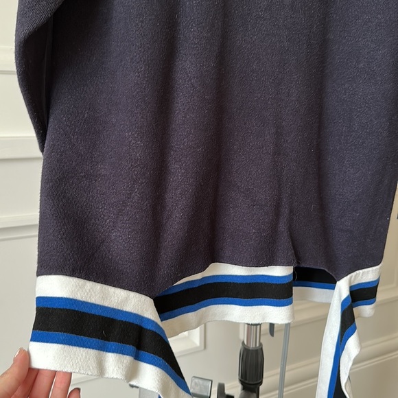 Sweater - Picture 2 of 3